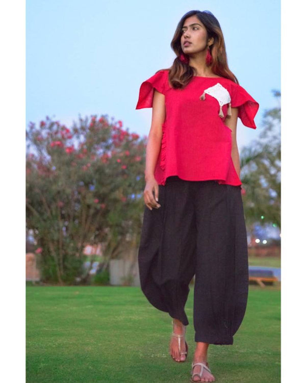 Women's Blood Red Top with Elastic Black Linen Pant