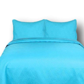 DaDa Bedding Gentle Wave Turquoise Teal Blue Thin & Lightweight Quilted Bedspread Set (LH3000)